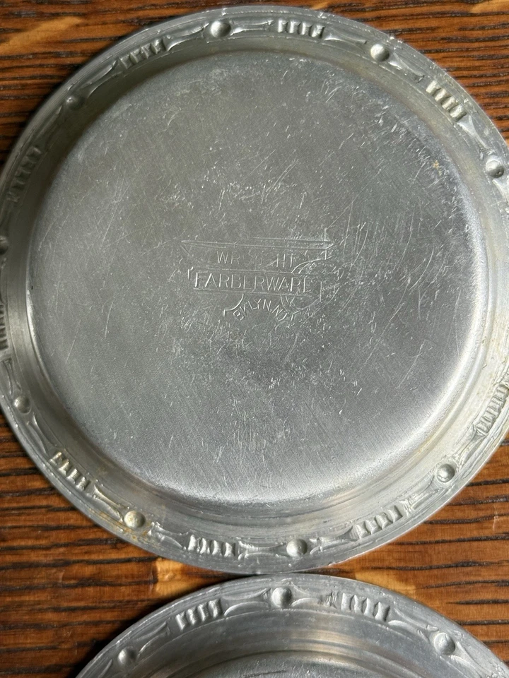 Juego de 4 posavasos atómicos MCM de aluminio forjado y cerámica Farberware Foto 3 de 4