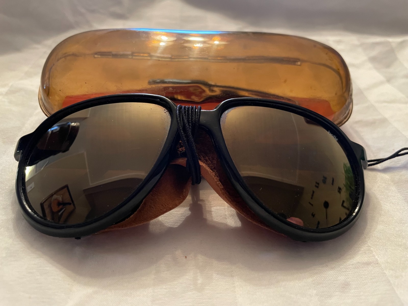 Bolle Glacier 8161 Amber Flash Lens-Leather Sides-Adjustable Straights/Wraps