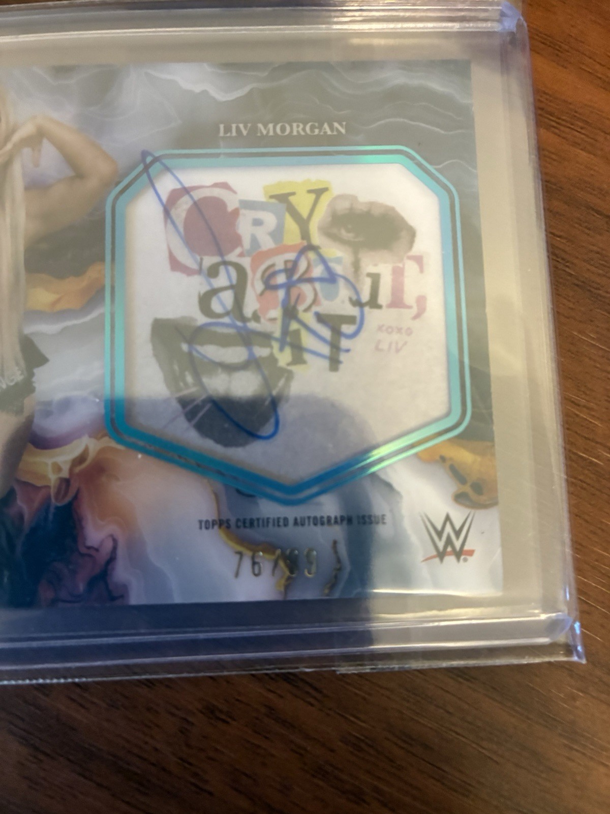 2025 Topps WWE Exalted Liv Morgan Insignia Ink auto  /99 #INI-LMN view 3