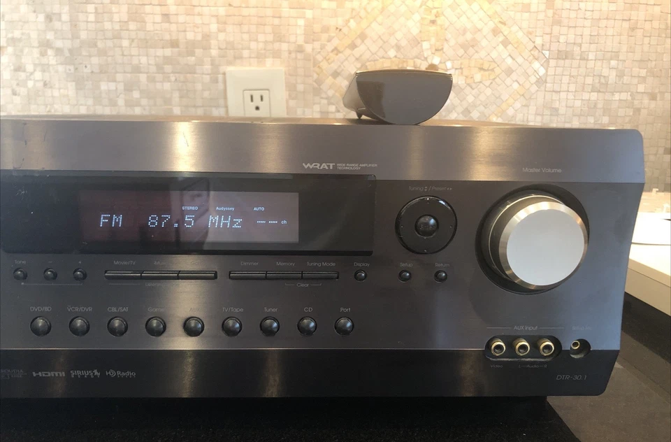 Integra Dtr-30.1 7.2 Channel 90W Receiver Integra Remote Bundle PerfectCondition - Image 4 of 4