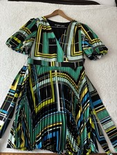 Karl Lagerfeld Paris Geometric Pleated Dress Size 12 NWT