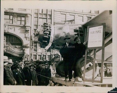 Postmaster Exhorts Air Mail In Times Square Postal Service 8X10 Vintage Photo