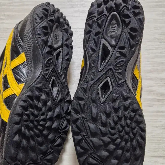 Asics C3 TF 240 Indoor Soccer Shoes Japan Version thumbnail 5