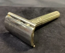 Gillette Tech Pre-War Fat Handle 1938-1945 Triangle Slots