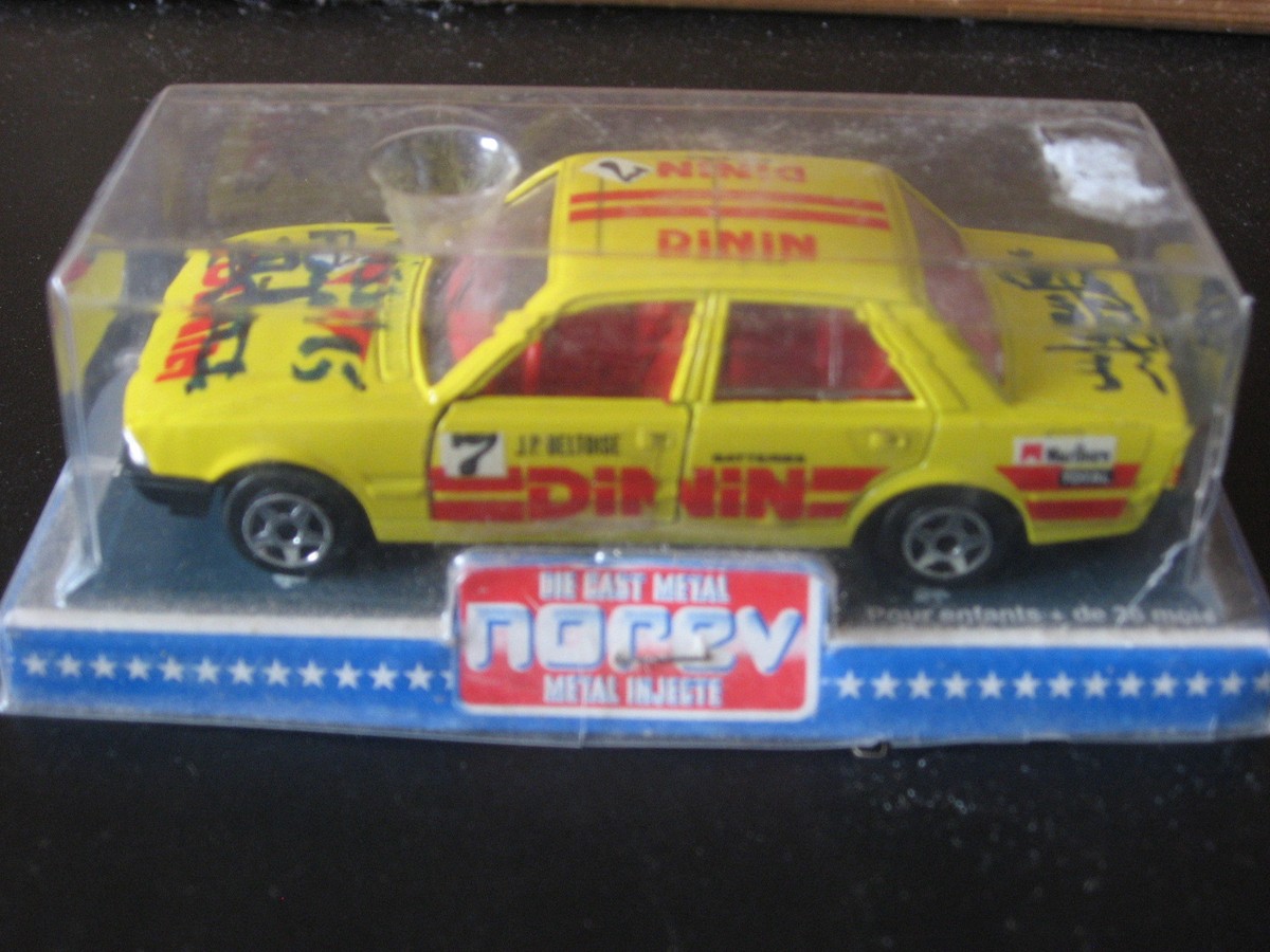 PEUGEOT 505 DININ jet car en boite norev. EUR 10,00 - FR