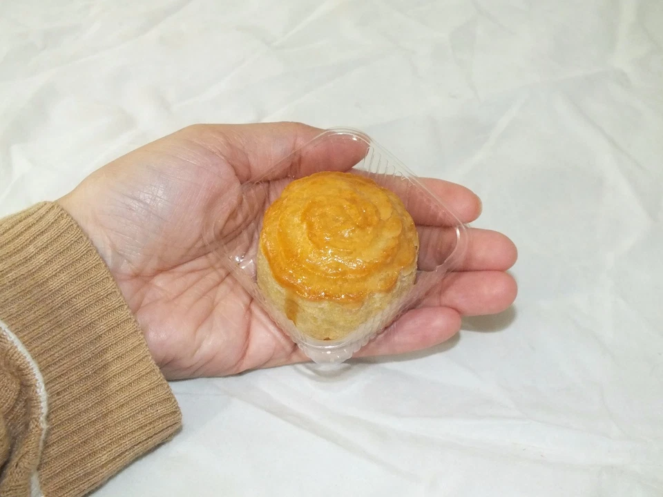 Taza desechable de plástico transparente transparente de 50 quilates tazas para pasteles suministros de panadería 2"x2"x1" Foto 4 de 4