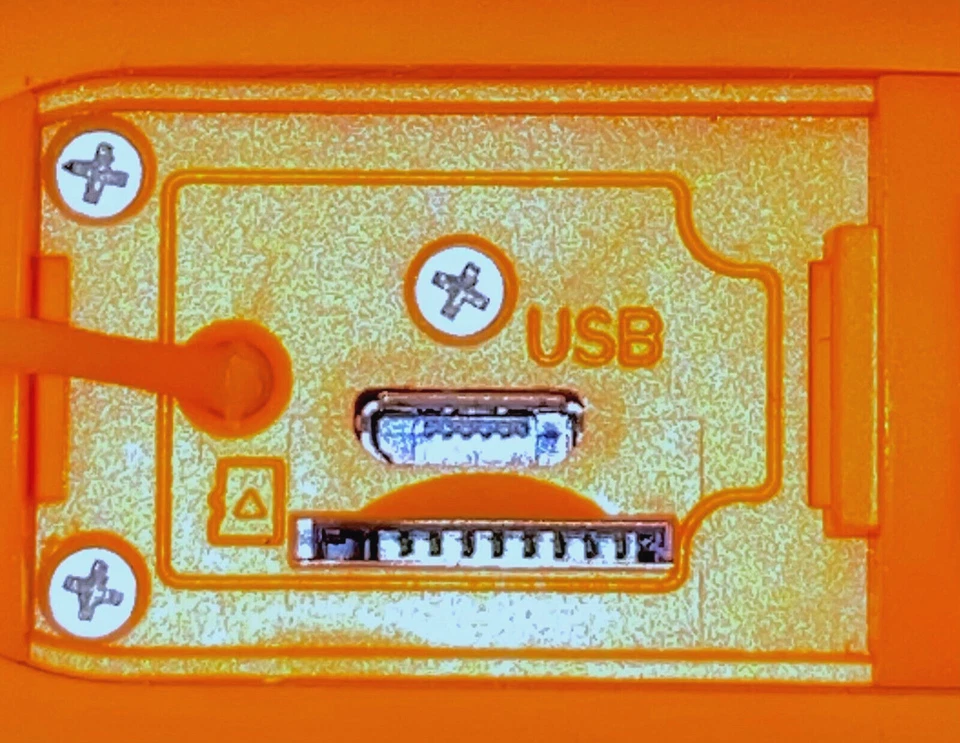 Polaroid WAVE Splash Waterproof Underwater Streaming Camera - Image 3 of 4