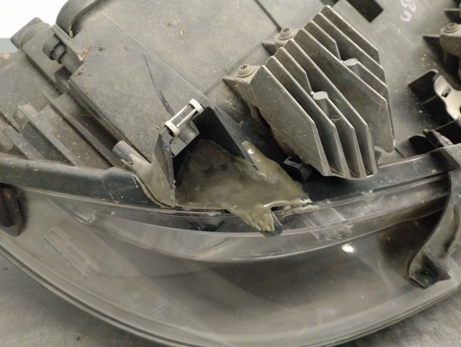 63127262723 LINKER SCHEINWERFER / 5 PUERTAS / 5018206 FÜR BMW  