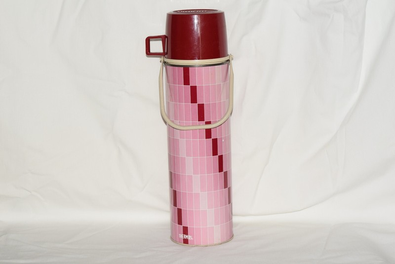 Vintage THERMOS Large King-Seeley Geometric Glass Metal 13.5” 1978