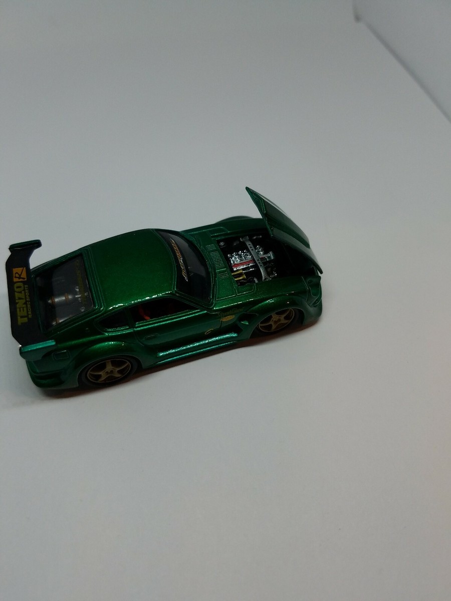 マッスルマシーンズ、ダットサン 240ZImport Tuner