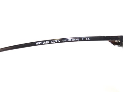 Michael Kors Banff 2066 334511 Transparent Gray Gradient  display picture 3