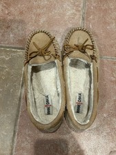 Minnetonka Women Tan Leather Moccasin Slippers Faux Fur Lining Size 9M 4052