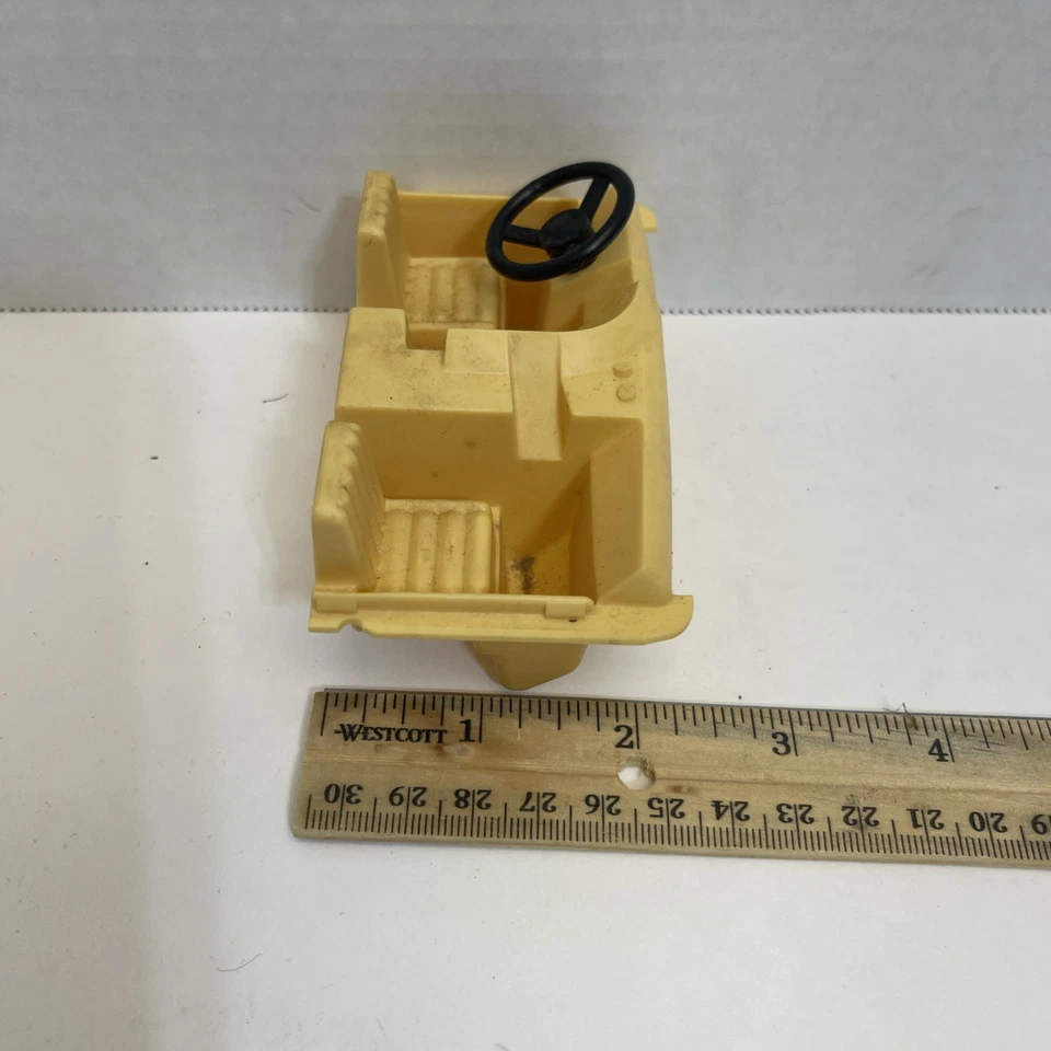 Nylint Truck/Tractor Interior Bed And Cabin - Image 4 of 4