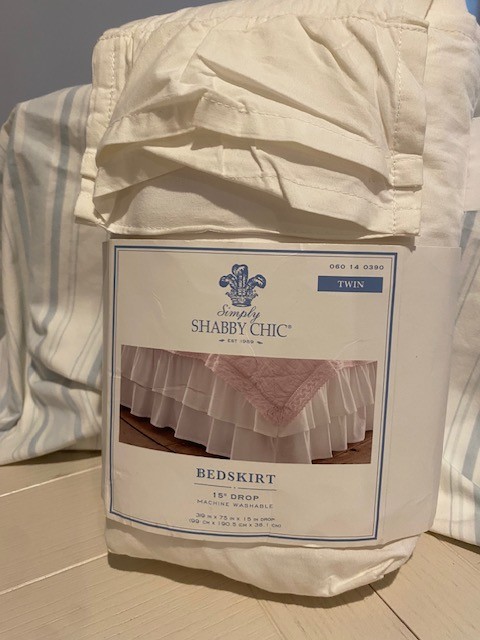 Rachel Aswell Simply Shabby Chic double ruffle twin Bedskirt NWT
