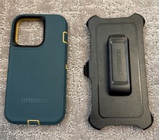 OtterBox Defender Series Case for iPhone 13 Pro, Hunter Green Color. Never Used