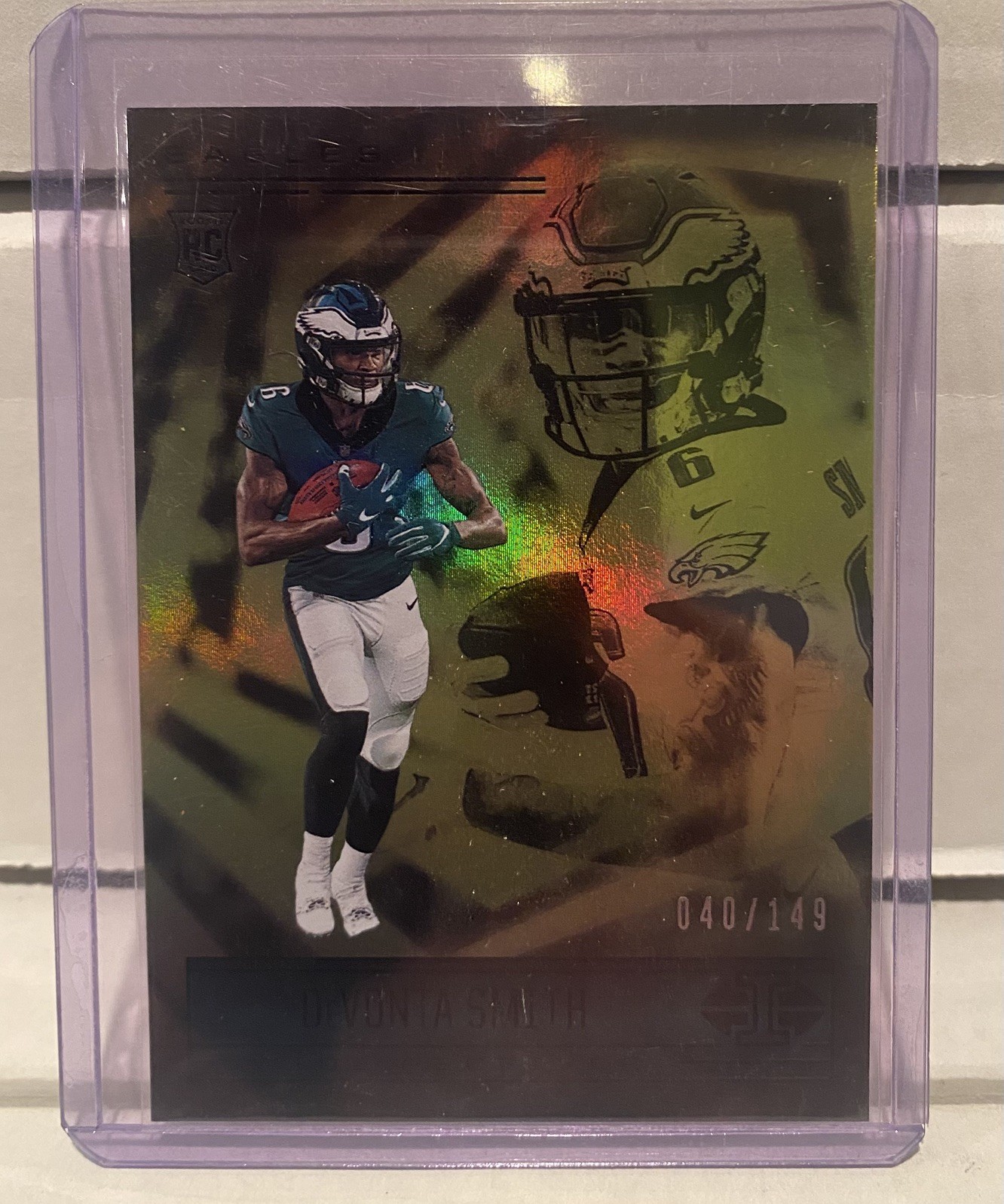 2021 Illusions Trophy Collection Yellow /149 DeVonta Smith RC Eagles Rookie
