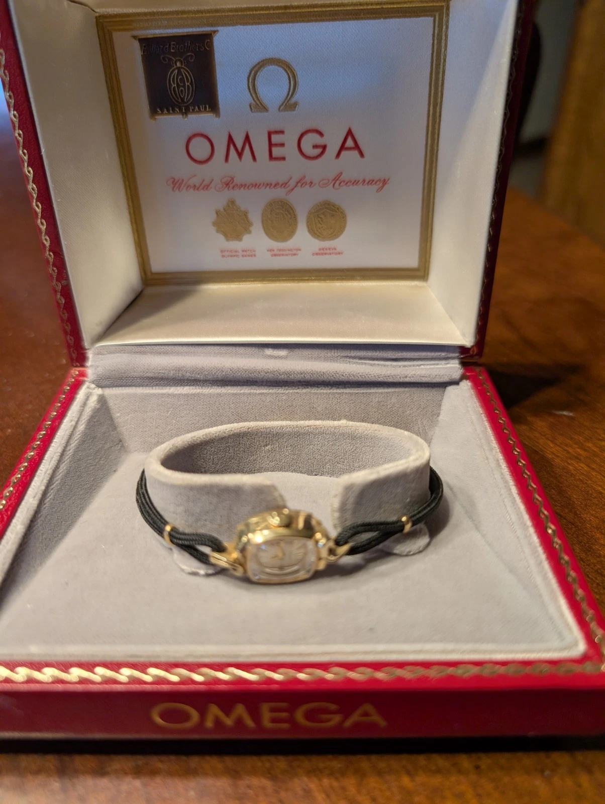 Omega — Vintage 1962 Omega Ladies 14K Gold Watch A5665 Manual Wind Box Guarantee-Runs