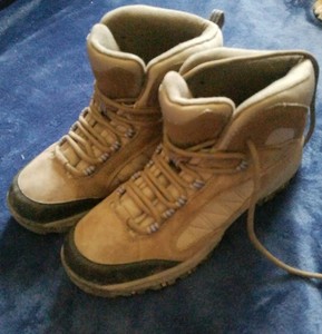 denali womens hiking boots