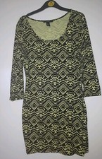 Forever 21 Women's Stretch Bodycon Dress Size Large Black/Yellow Aztec Print