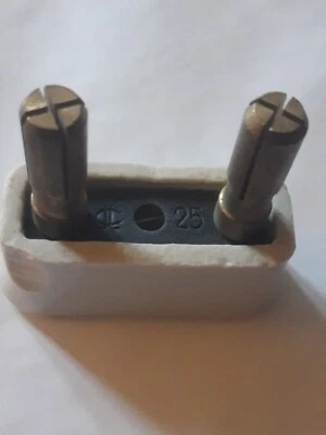 ancien fusible Porcelaine a recharge Neuve NEUF 25 Ampères /250V Legrand - Photo 1/3