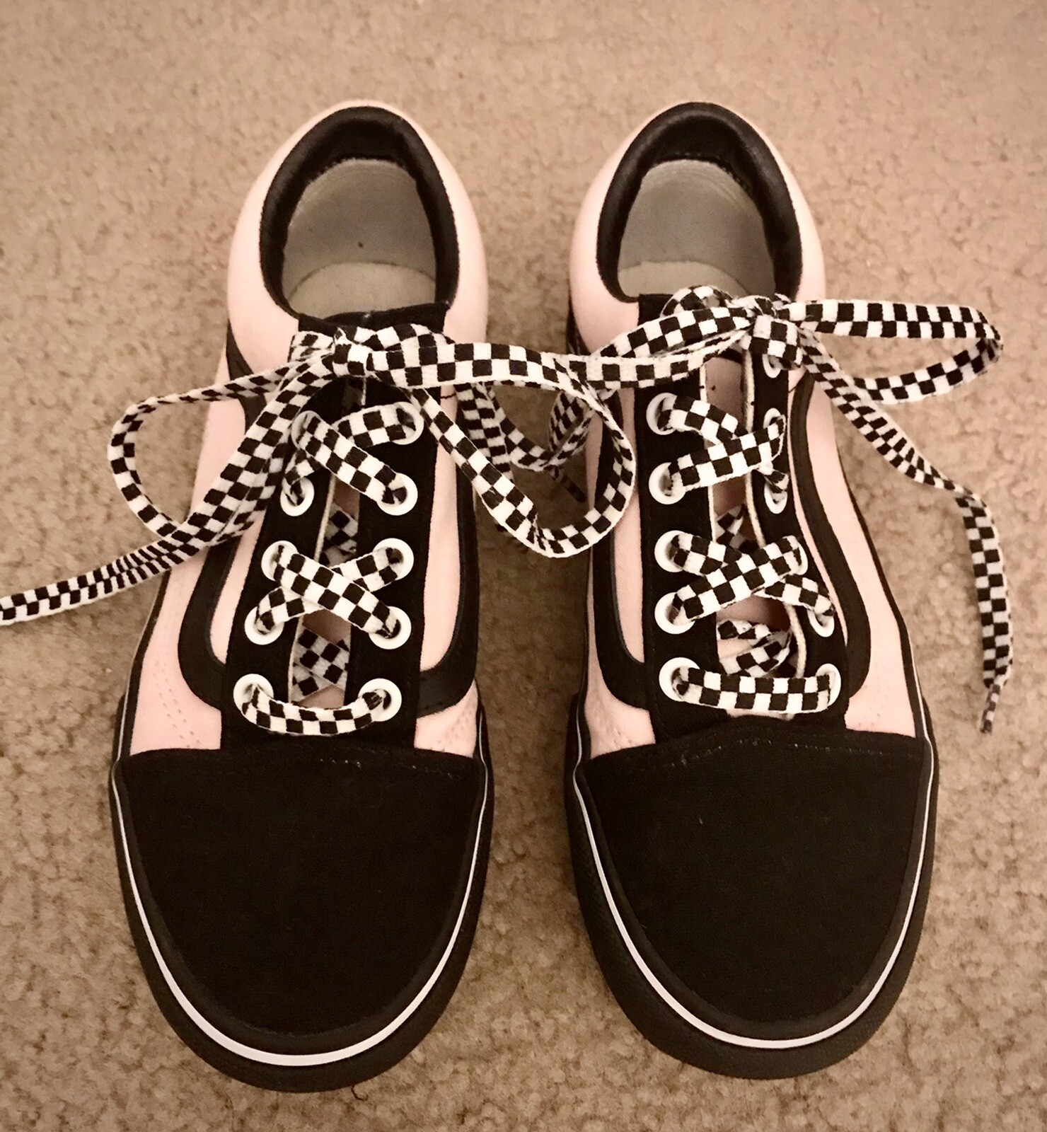 vans checkerboard shoelaces