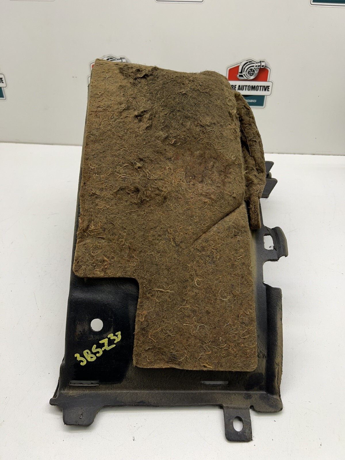 2003-2008 Nissan 350Z Trunk Trim Finisher Carpet Corner Set L And R Side OEM 632