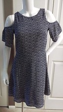 NEW BANANA REPUBLIC BLUE/WHITE CUT OUT SHOULDER  FIT AND FLARE DRESS SIZE 2