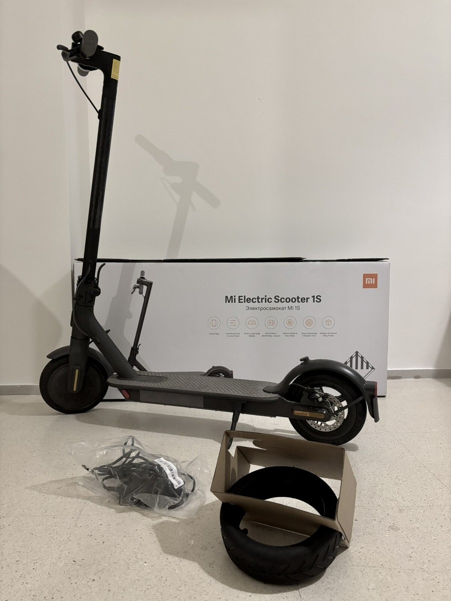 Xiaomi Mi Electric Scooter 1S 25km/h 500W Monopattino Elettrico