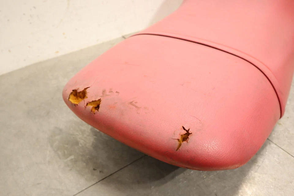 2004 Honda Aquatrax F12x Selim de Assento Frontal Fabricante de Equipamento Original 77100-HW1-690ZB - Imagem 4 de 4