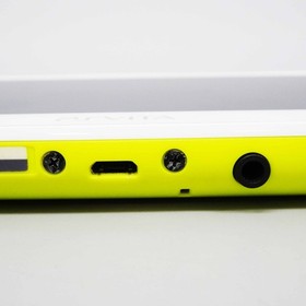 Sony Playstation PS Vita Lime Green White PCH-2000 ZA13 Console only PSV Slim