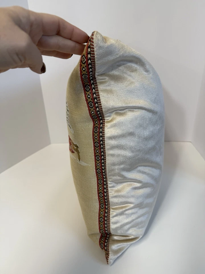 Hines of Oxford Pillowcase Tapestry Cover 18"x18" Winter Cabin Reindeer Girl EUC - Image 4 of 4