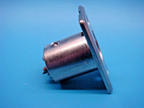 (1) ADC RM3 3 POLE MALE XLR CONNECTOR PANEL MOUNT SOLDER CUP - Picture 3 of 4
