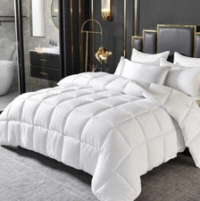 Oubonun All Season White Comforter Duvet