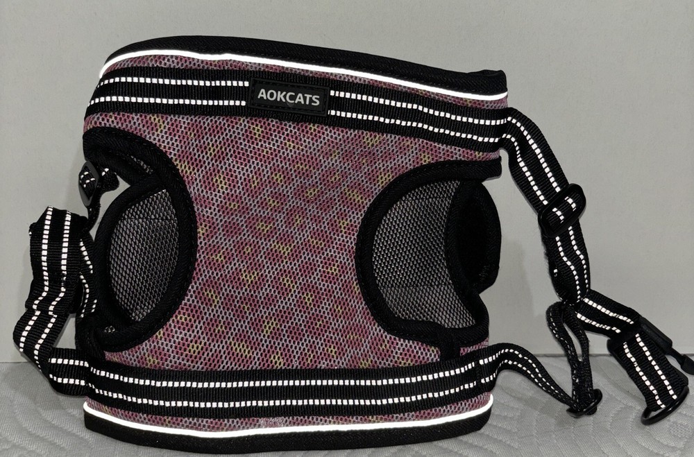 Dog harness - mesh lightweight -size large adjustable
