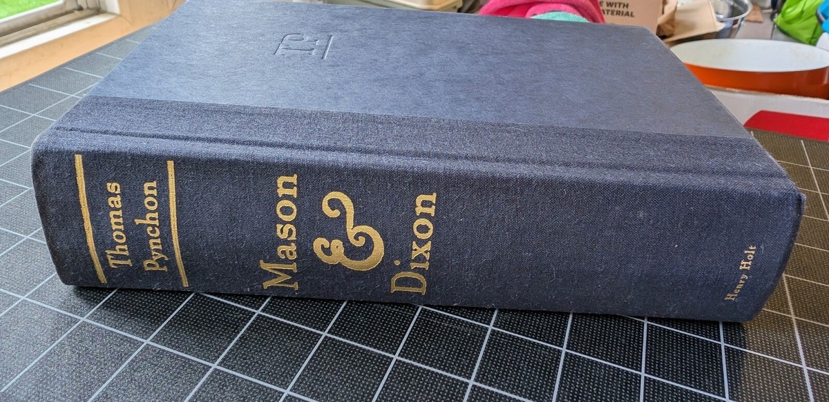 洋書 ピンチョン Mason & Dixon 1997年版【古本】 Mason & Dixon by Thomas Pynchon 1997 Hardcover 1st First Edition