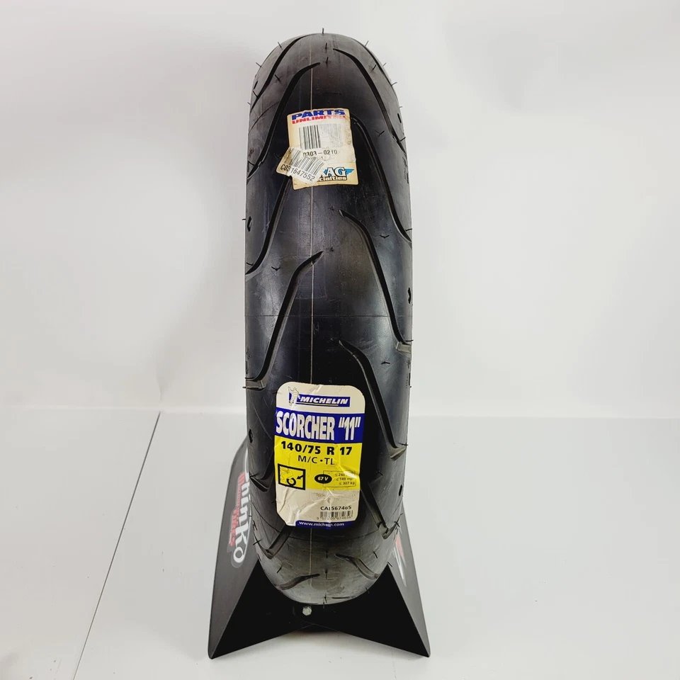 Neumático delantero Michelin Scorcher II 140/75R17 Drags Blackwall 07-17 Harley Davidson Foto 4 de 4