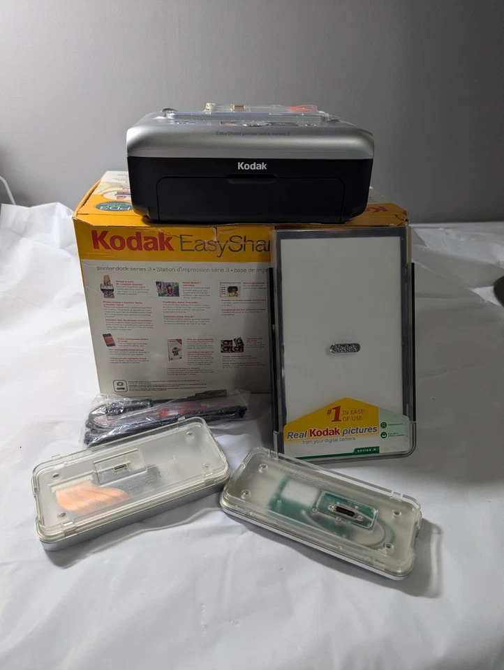 Kodak EasyShare Series 3 Digital Photo PD3 Thermal Printer Dock Station - Image 4 of 4