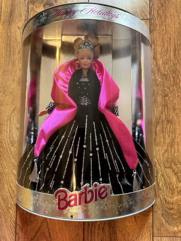 Vintage 1998 Happy Holidays Barbie Doll Christmas Mattel 20200 Special Edition