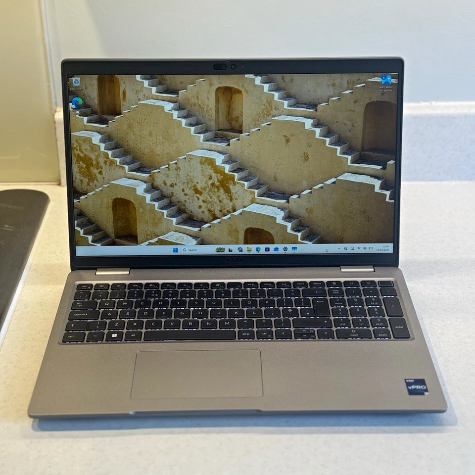 Dell Latitude 5540 · i7-1365U · 16GB · 512GB, photo 1 of 5