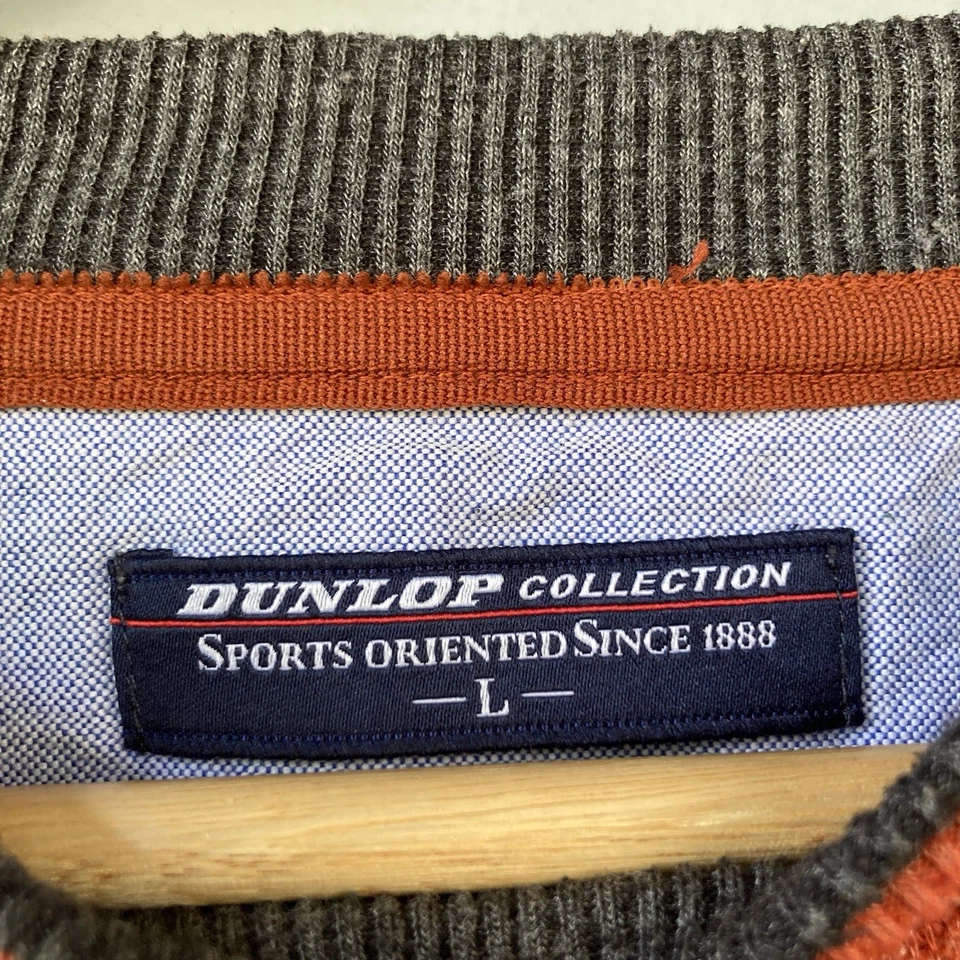 Vintage Dunlop Sweatshirt Size L - Image 4 of 4