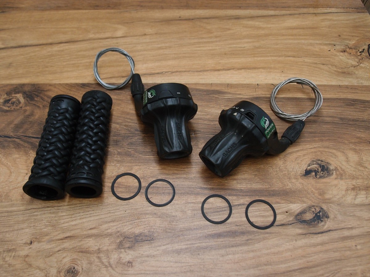 Poignées De VTT Rétro Sachs Power Gripshift – 3x8 Vitesses – Noir