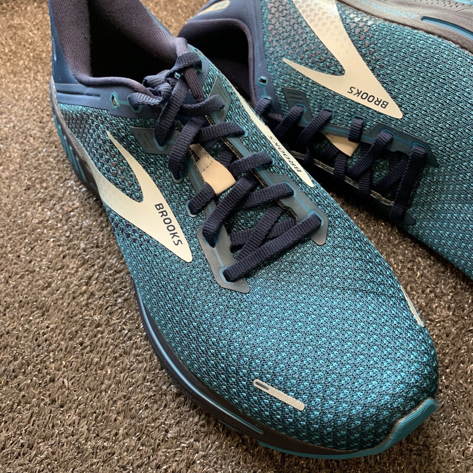 Brooks Adrenaline GTS 22 Men's Size 9 Running Shoes Titan/teal/grey 1103661D445 eBay