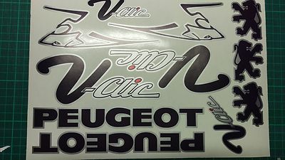 Peugeot V-Clic Vclic VClick Aufkleber/Sticker Mops Roller schwarz/silber/rot b