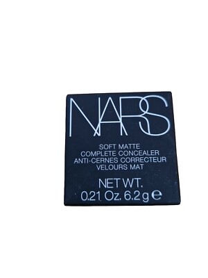 NARS - weiche matte komplette Abdeckdecke - Medium 0 Crema Catalana