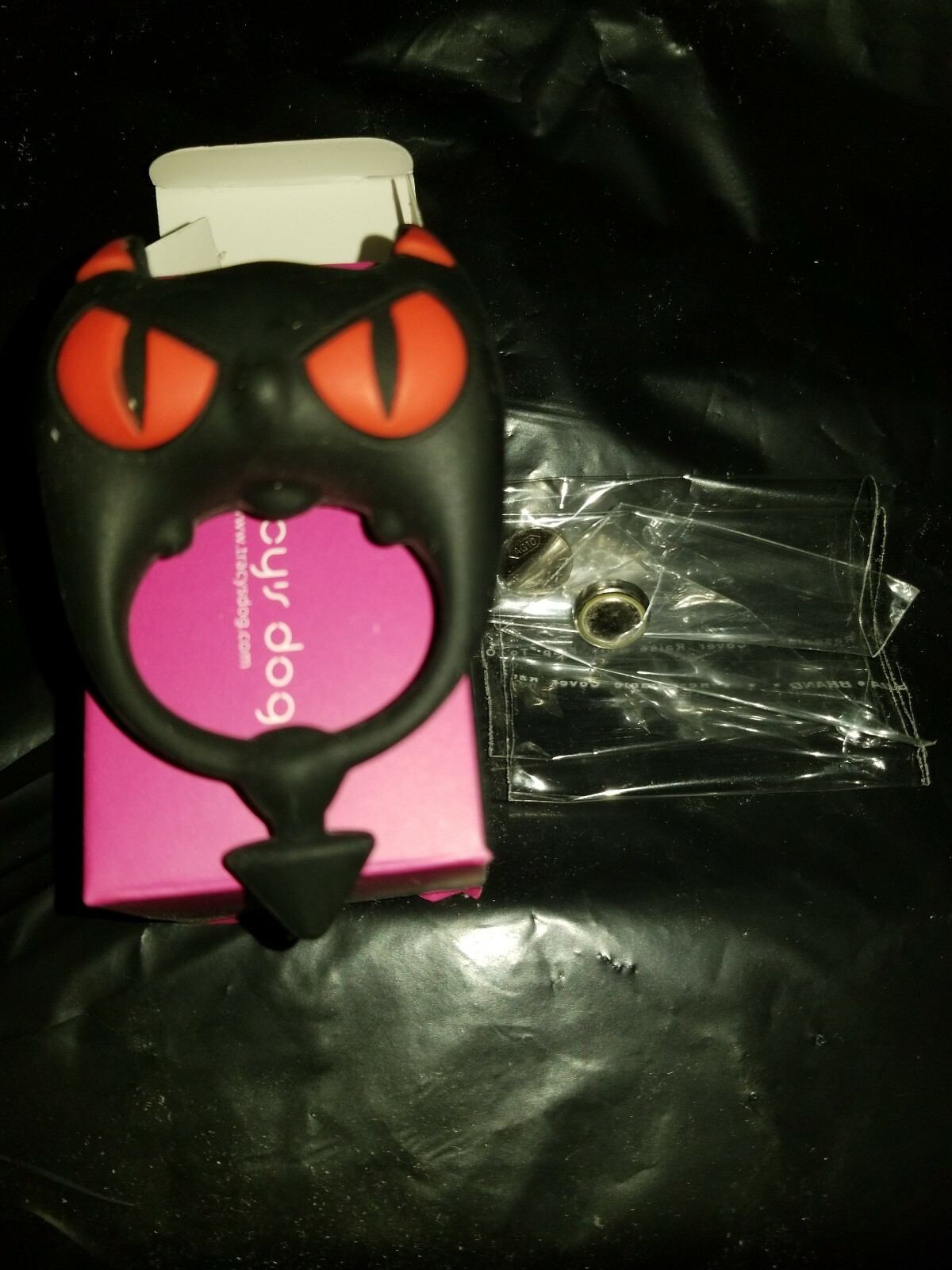 Men's Pleasure Ring with Vibration – Devil Design & Batteries Included-image