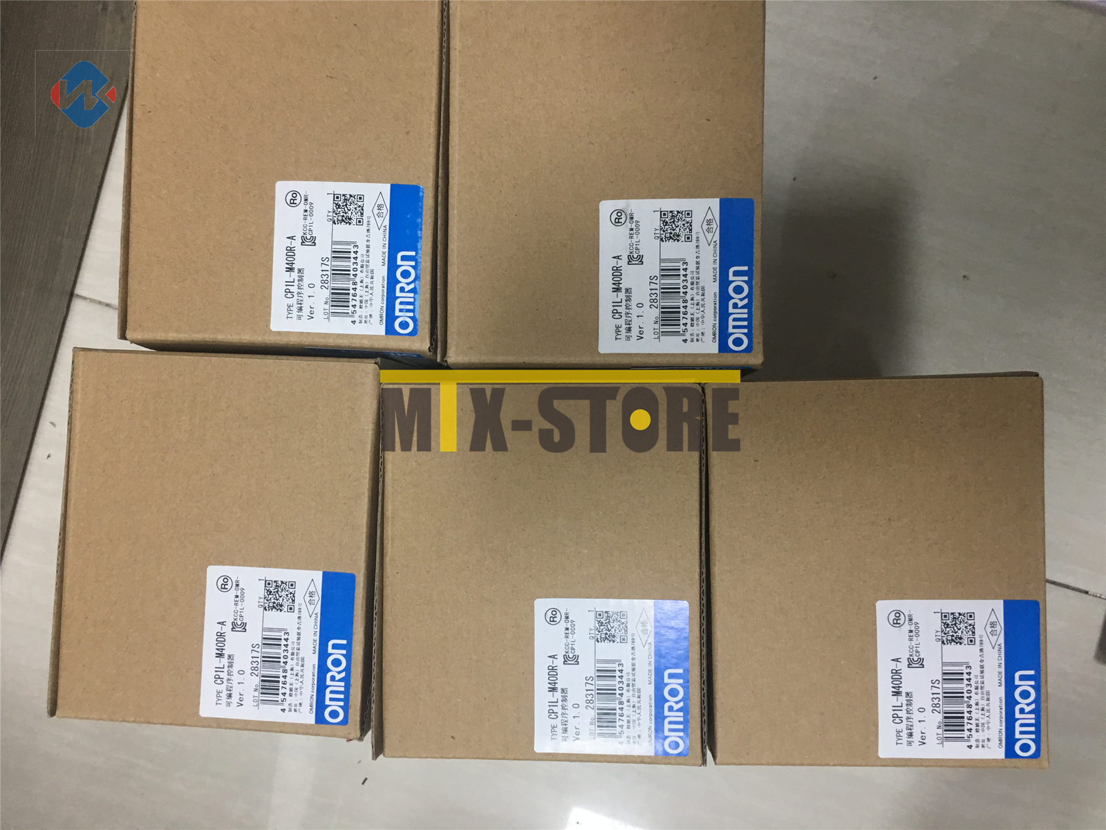 1 pieza Nuevo Módulo PLC CP1L-M40DR-A Omron Totalmente Nuevo