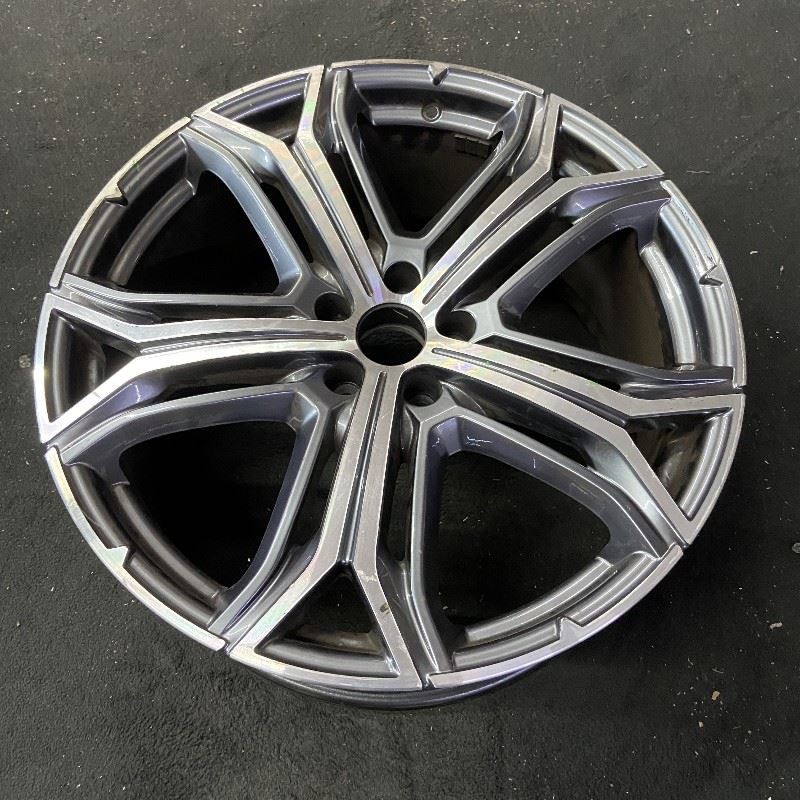 Front Maserati Levante OEM Wheel 21” 2020-2023 Factory Original Rim 670163562