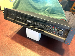 QSC PL325 Powerlight 3 2500W 2-Channel Rackmount Power Amplifier XLR Speakon