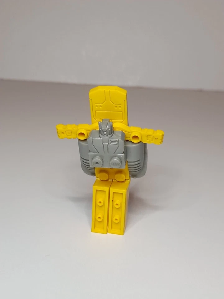 Transformers Armada: B.T.R Optimus Prime (Used, 100% Complete) - Image 3 of 4