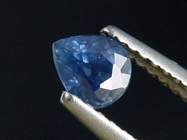 Blauer Saphir 0,64 Ct. Tropfen facettiert (3868t) - Bild 1 von 1